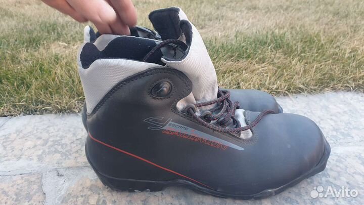 Лыжные ботинки 45 размер