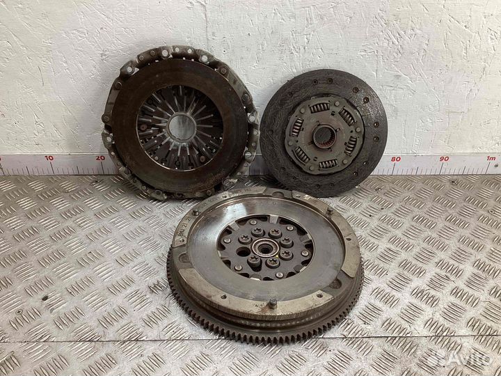 Маховик BMW 5-Series/M5