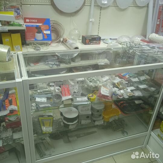 Стол- витрина