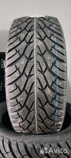 Royal Black Royal Stud 205/55 R16 94T