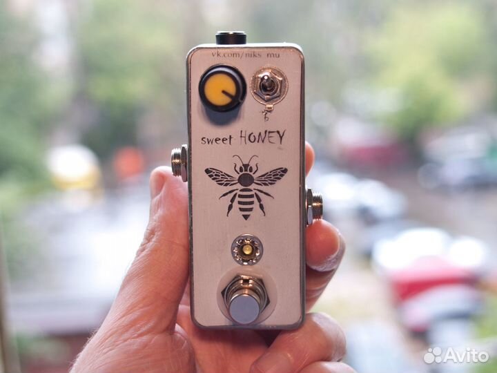Xotic EP Booster / Sweet Honey B