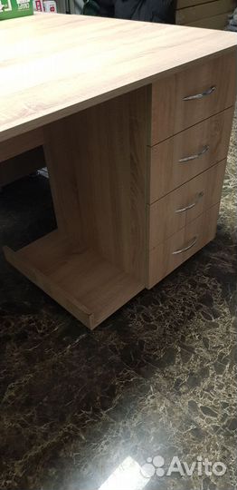 Стол бухгалтерский