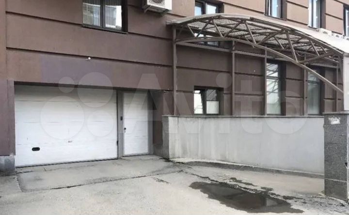 Машиноместо, 13 м²