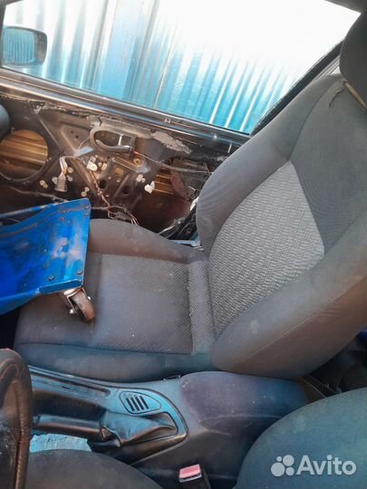 Передние сиденья Ford Mondeo 3, Форд Мондео 3