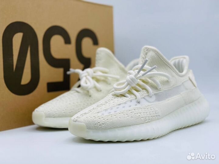 Кроссовки Yeezy Boost 350 V2 Bone