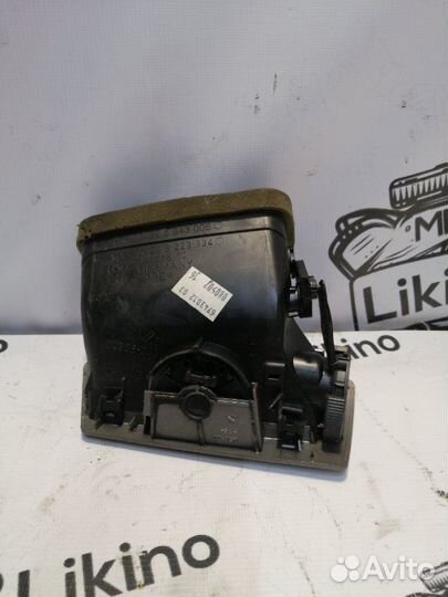 Дефлектор воздушный правый Bmw 7 E65 E66