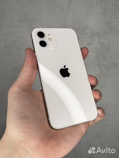 iPhone 12, 64 ГБ
