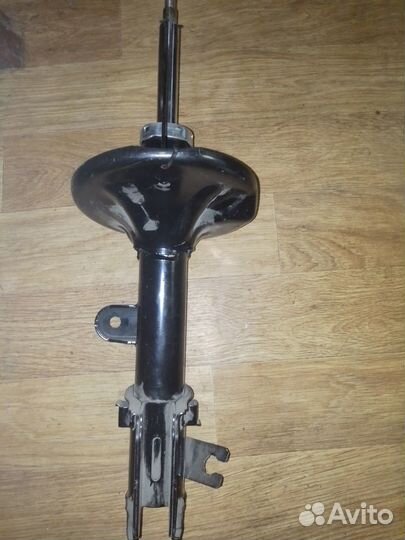 546612E000 Амортизатор перед прав Sportage 2