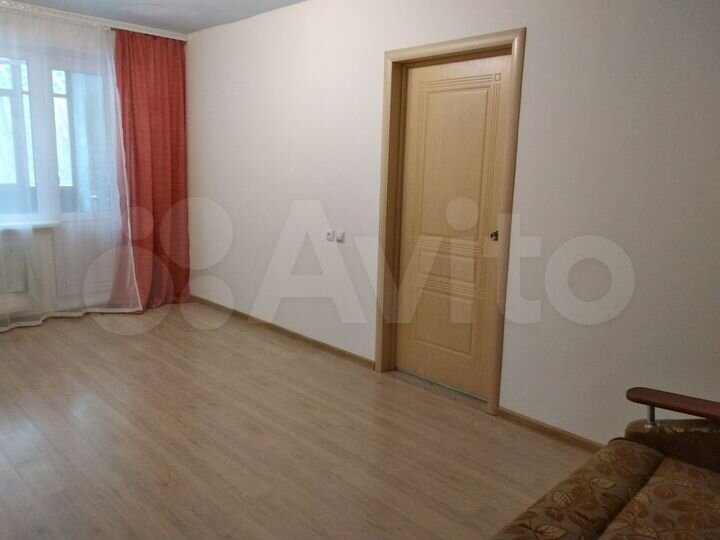 2-к. квартира, 45 м², 4/9 эт.