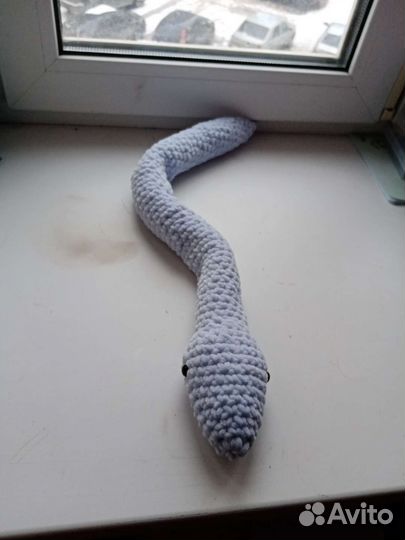 Плюшевая змея