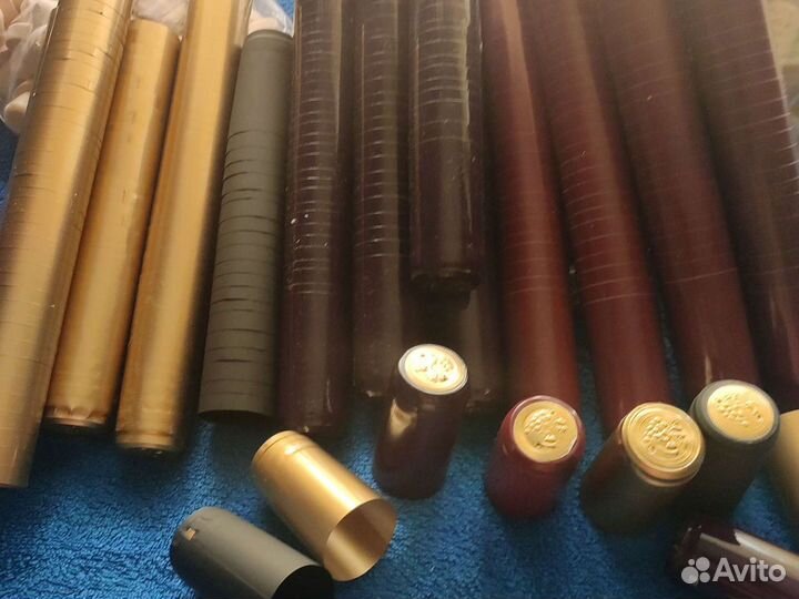 Пробки и колпачки для бутылок