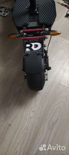 Syccyba Currus r11 pro