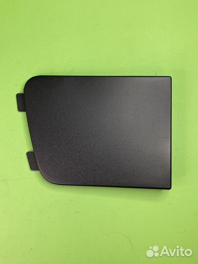 Заглушка бампера переднего правая верхняя \Volvo F