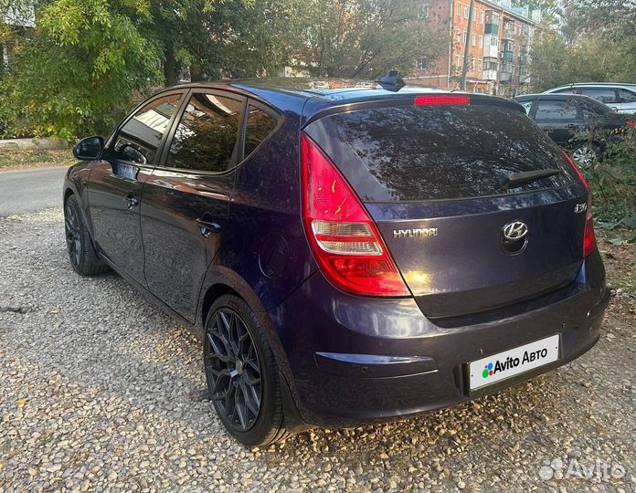 Hyundai i30 1.6 AT, 2009, 201 200 км