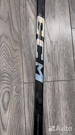 Клюшка хоккейная