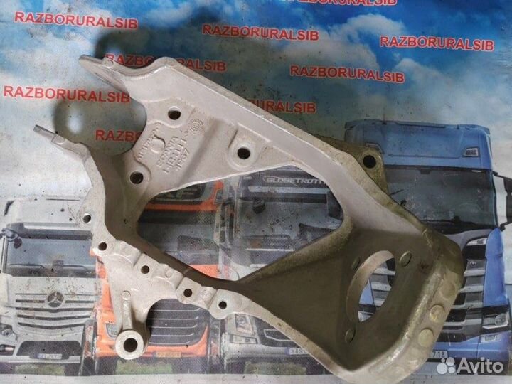 Кронштейн подвески кабины передний левый Scania