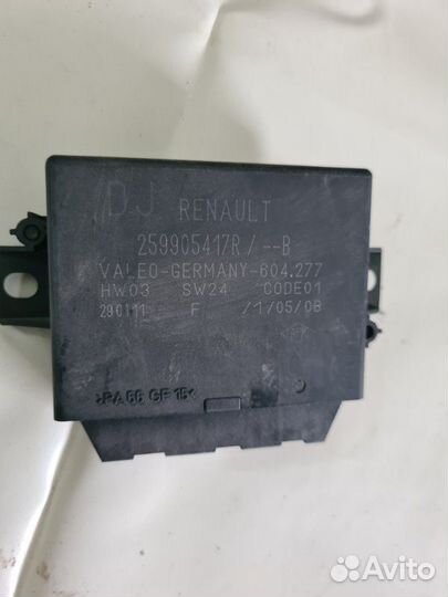 Блок управления парктроником Renault Fluence седан