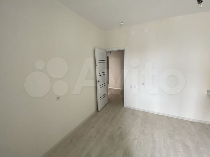 3-к. квартира, 70 м², 1/4 эт.