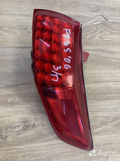 Infiniti FX Фонарь задний наружный правый