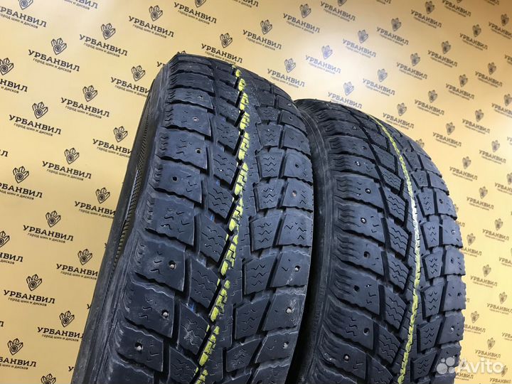 Kumho Power Grip KC11 215/65 R16C H