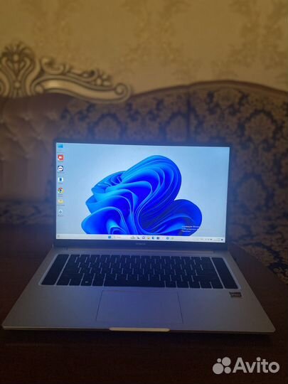 Ноутбук Honor MagicBook 16 R5/16/512