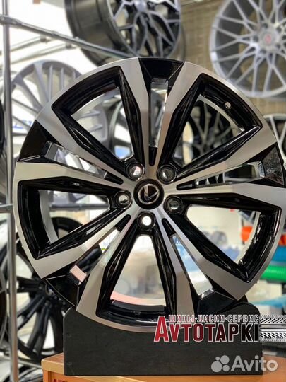Литые диски 20 дюймов 5x114,3 для Lexus RX Luxury