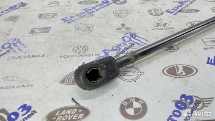 Амортизатор двери багажника Ford Fusion 2002-2012