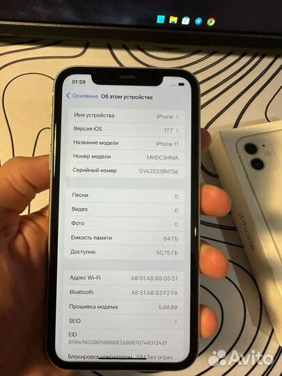 iPhone 11, 64 ГБ