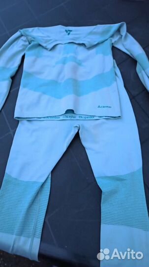 Хоккей Нагрудник,шорты, термобелье в отличном