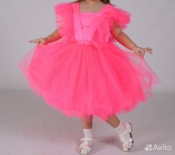 Продам платье для девочки