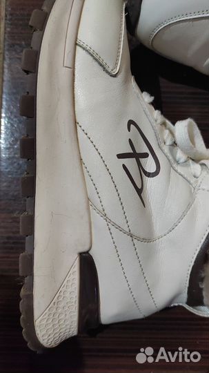 Кроссовки зимние