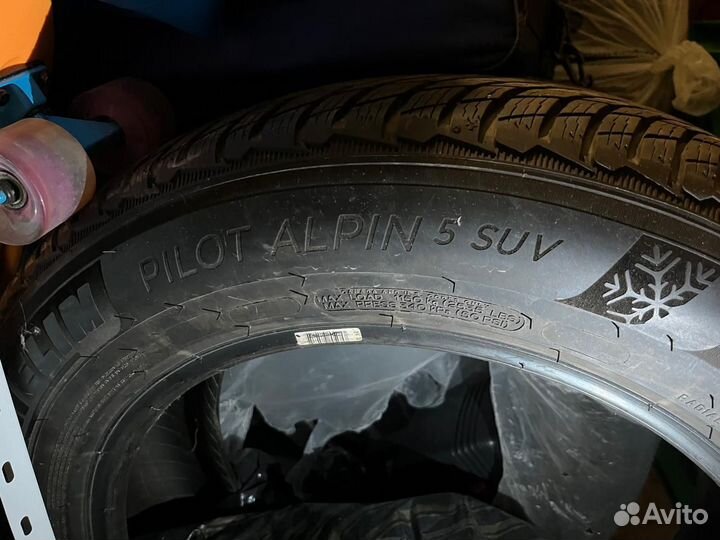 Michelin Pilot Alpin 5 SUV 265/55 R19