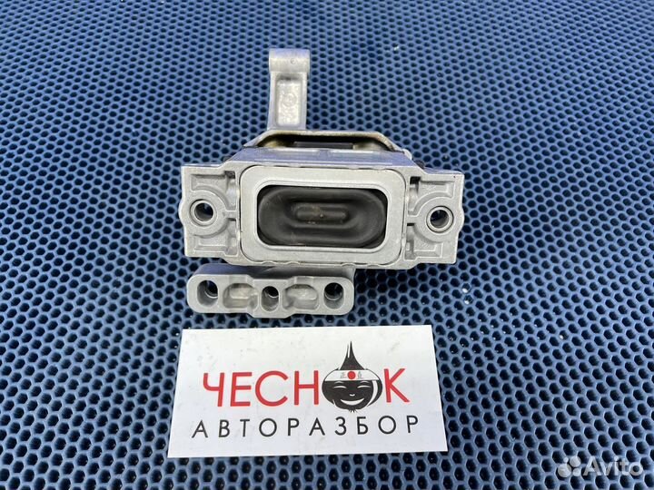 Опора двигателя правая VW Tiguan NF 2006-2017