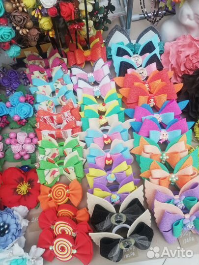 Резинки и заколки для волос бантики