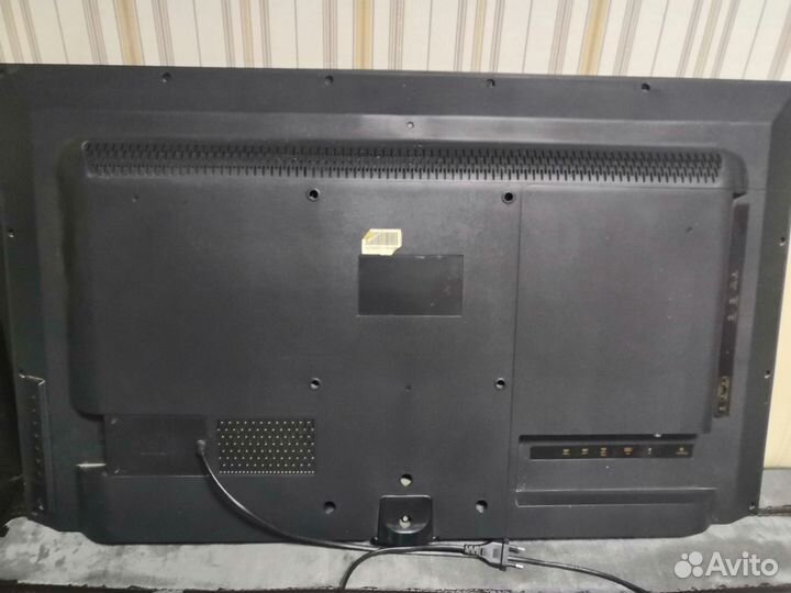 Телевизор telefunken TF-LED39S35T2 LED