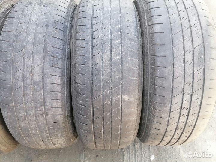 Kumho Solus KL21 235/65 R17 104T