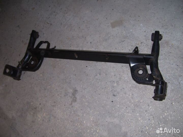 Рено симбол балка задняя