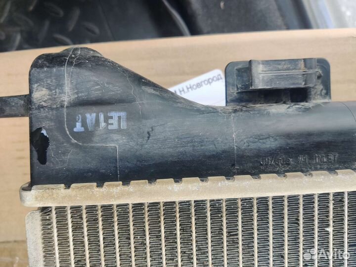 Радиатор охлаждения двигателя kia ceed jd