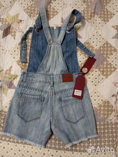 Джинсовый комбинезон для девочки