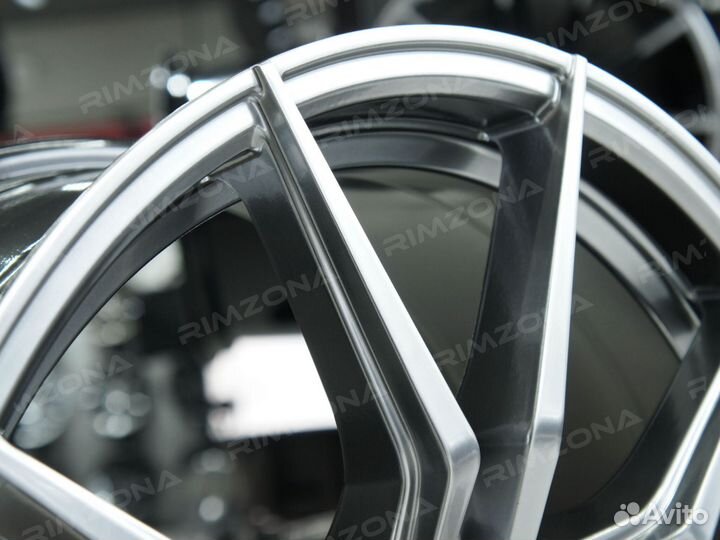 Литые диски PDW R20 на Lexus. Арт3286