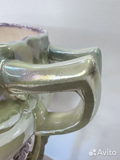 Старинная фаянсовая ваза (кашпо)