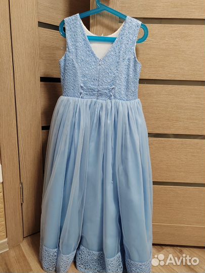 Нарядное платье