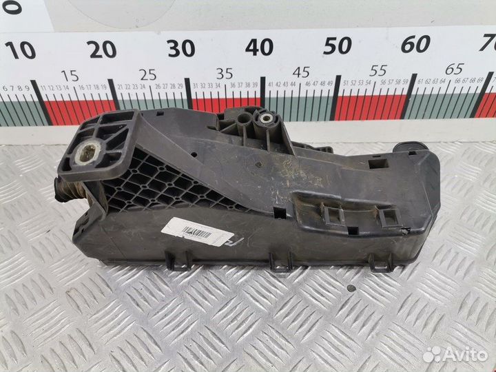 Блок предохранителей для Volvo S60 1 8651187