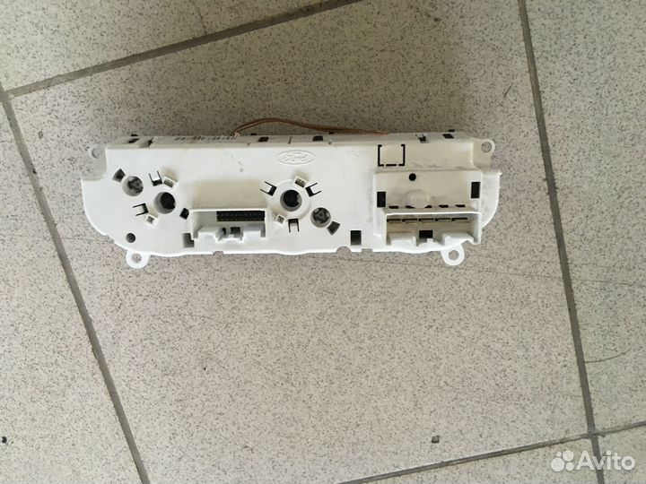 Блок управления печкой с кондеем Ford Transit 8