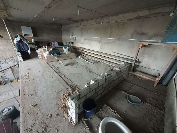 Гараж, > 30 м²