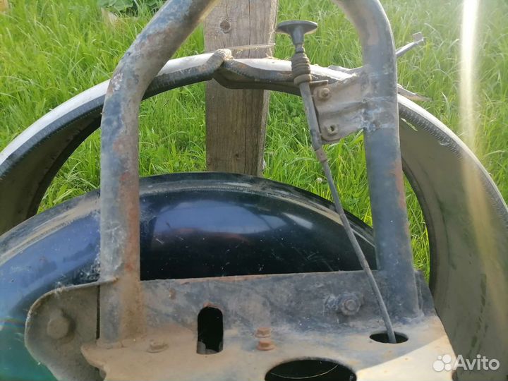 Калитка (кронштейн) запасного колеса Great Wall