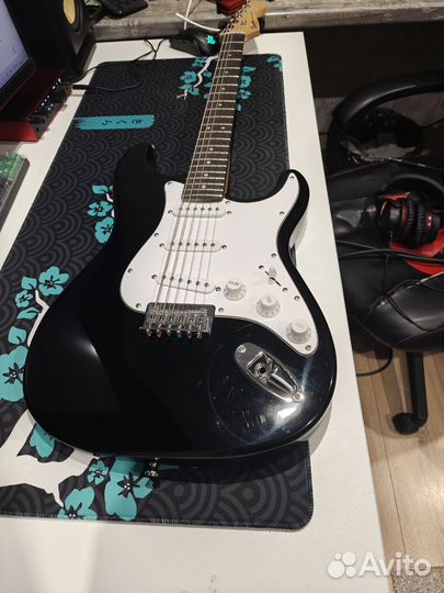 Электрогитара fender squier stratocaster