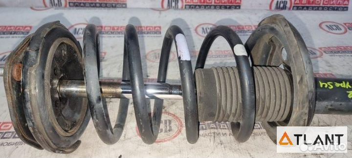 Стойка передняя правая toyota nadia