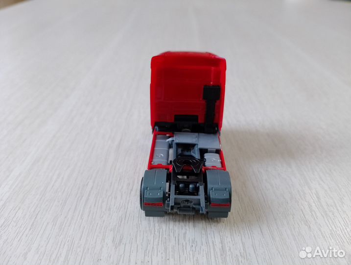 684) Тягач DAF XF 105 SC ZM