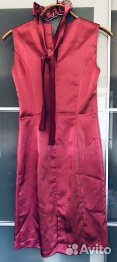 Атласное выпускное вечернее платье